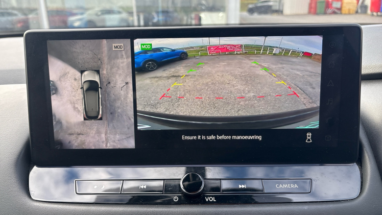 Nissan Qashqai 1.3 DiG-T MH N-Connecta 5dr Petrol Hatchback